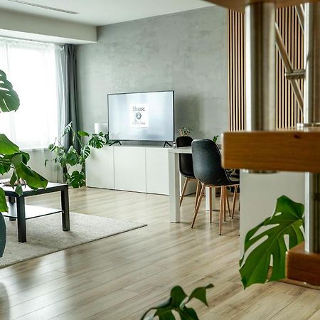 Apartamento Urban Zenhouse No.2 - Breakfast Included Bratislava Exterior foto