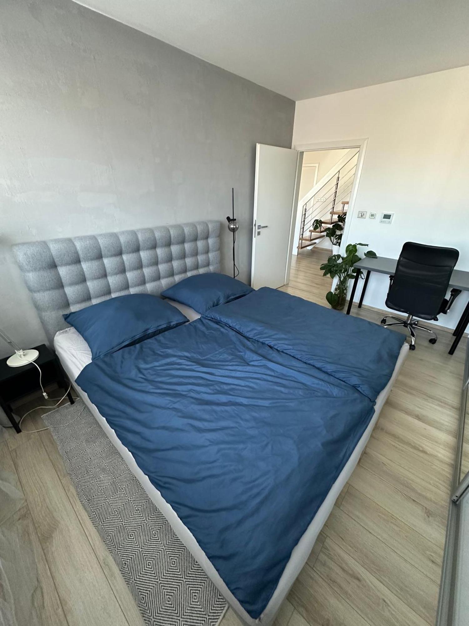 Apartamento Urban Zenhouse No.2 - Breakfast Included Bratislava Exterior foto